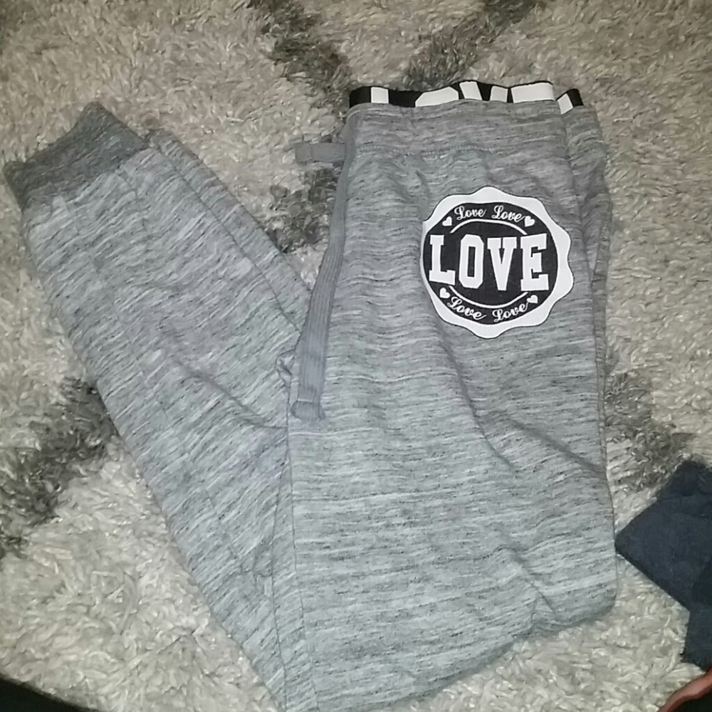Jeans - Picture 3 of 10